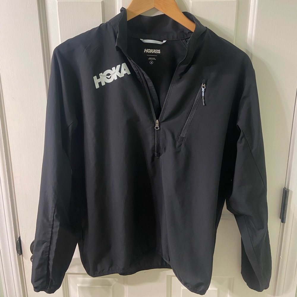 Hoka quarter zip top, womens size Small
